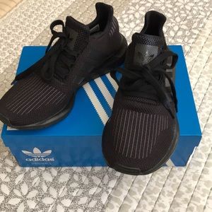 Black Adidas Ortholite Swift Runs